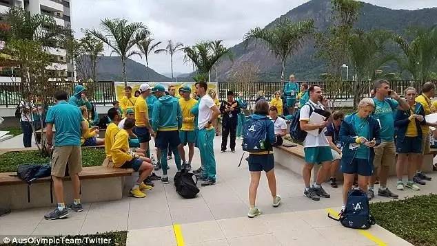 ���ģ���Լ���˻᳡�����ֲ���ը�����޴�������û��٣��й��ӱ���ǹ����...�����Ѿ�����Ҫ��ƽ�������ͺã�