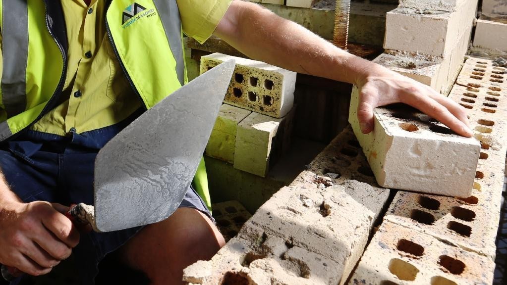 ������ש���������Ǽ��ˣ���н��ǧ�����Σ����������øɣ�����ֿ������������񹤣���������