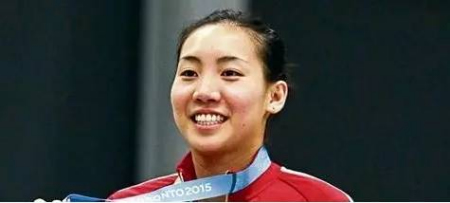 ��ë��Ů������ɺ������ս����� 