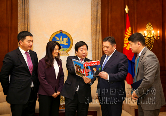 �ɹŹ����������ϯ����й�ȫ����ЭίԱ������