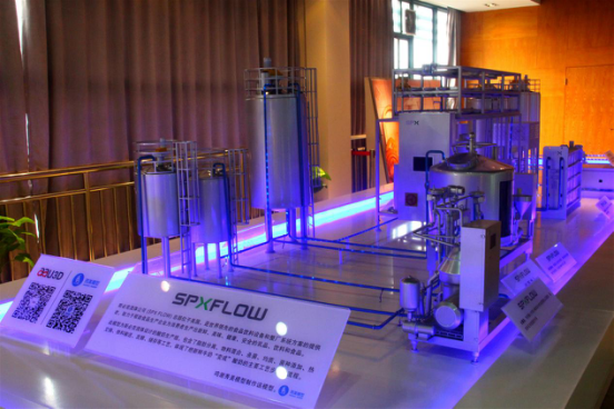 AAU����ȫ����ά��ӡ��������̬Ȧ