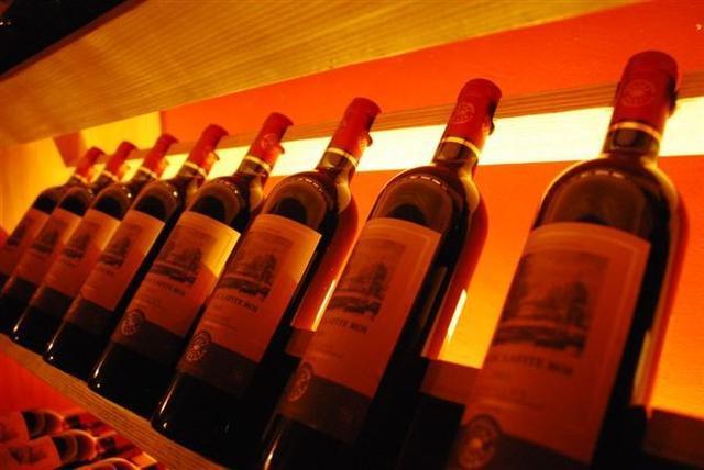 �Ĵ��������Ѿƿ����ˣ��������������ҹ����������ѣ���Ƥ�����