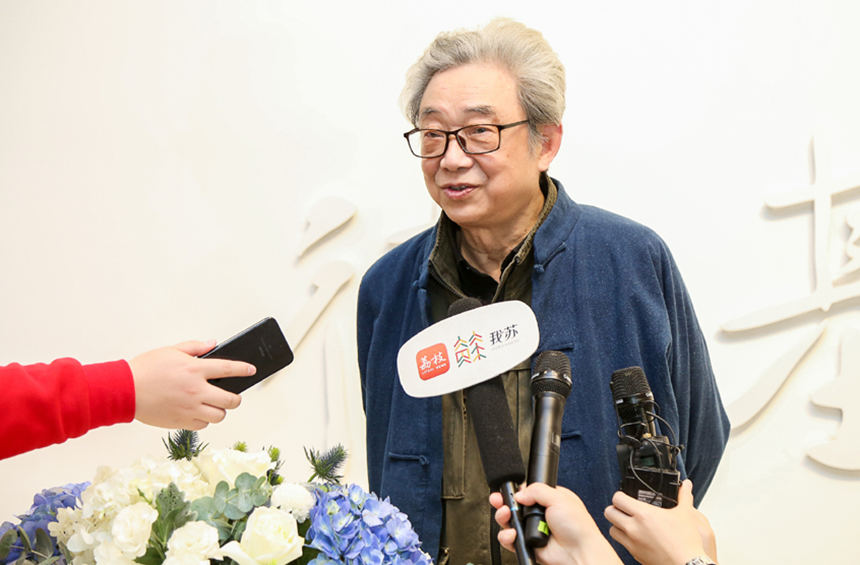 ���������£�һ��չʾ�������ʵ�顱���Ͼ��»�������¡�ؿ�Ļ