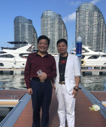 �紺�����ǿ���ֱ��С����