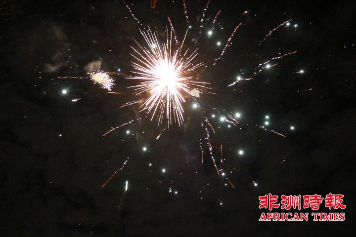 ��������Ϸ�Լ�����˽ֹ��������´��ѽڣ���ͼ��