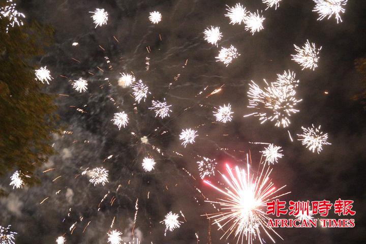 ��������Ϸ�Լ�����˽ֹ��������´��ѽڣ���ͼ��