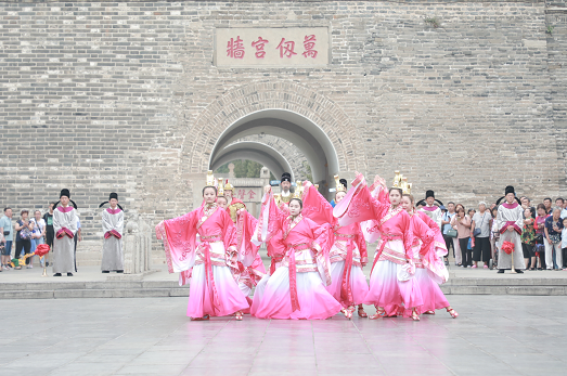 ��������ý�弰���⻪��Ѱ�ǻ�֮Դ_���Ļ�֮��������