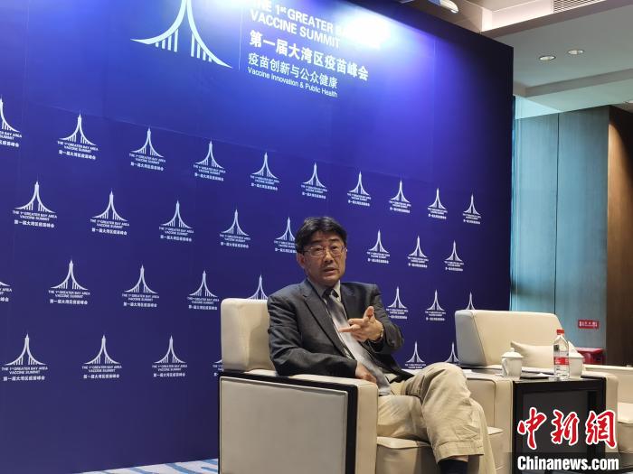 高福:应对新冠疫情中国从“闭卷考试”变“开卷考试”