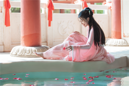 ȫ����Ψһ���԰�ˮ������Ȫ��_û�������ں�Դ������