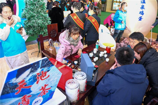 ����켪��ѩ���ῪĻ_������������ǿ��ѩ����