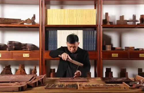 �й�����